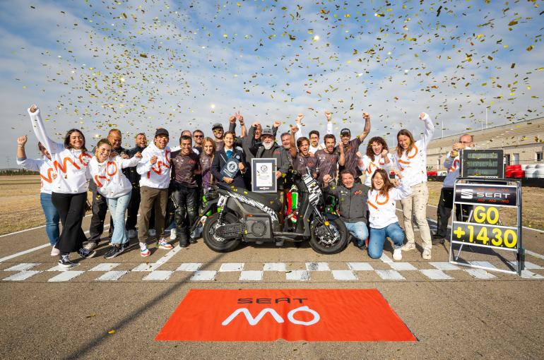 Das SEAT MÓ Team feiert die Weltrekorde